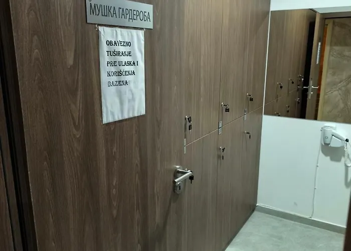 Katalina Zlatibor アパート Čajetina